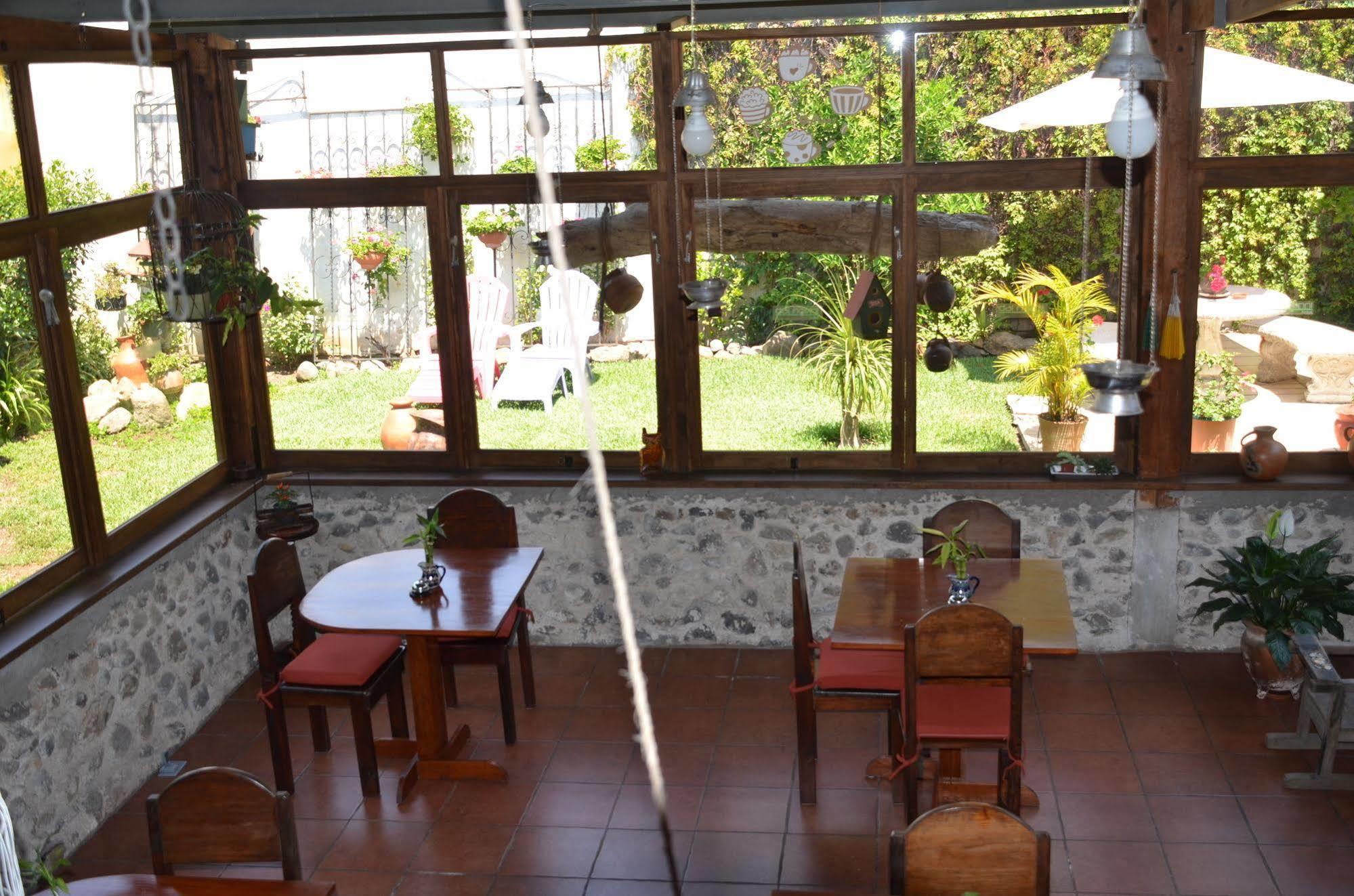 Dai Nonni Hotel Guatemala City Exteriör bild
