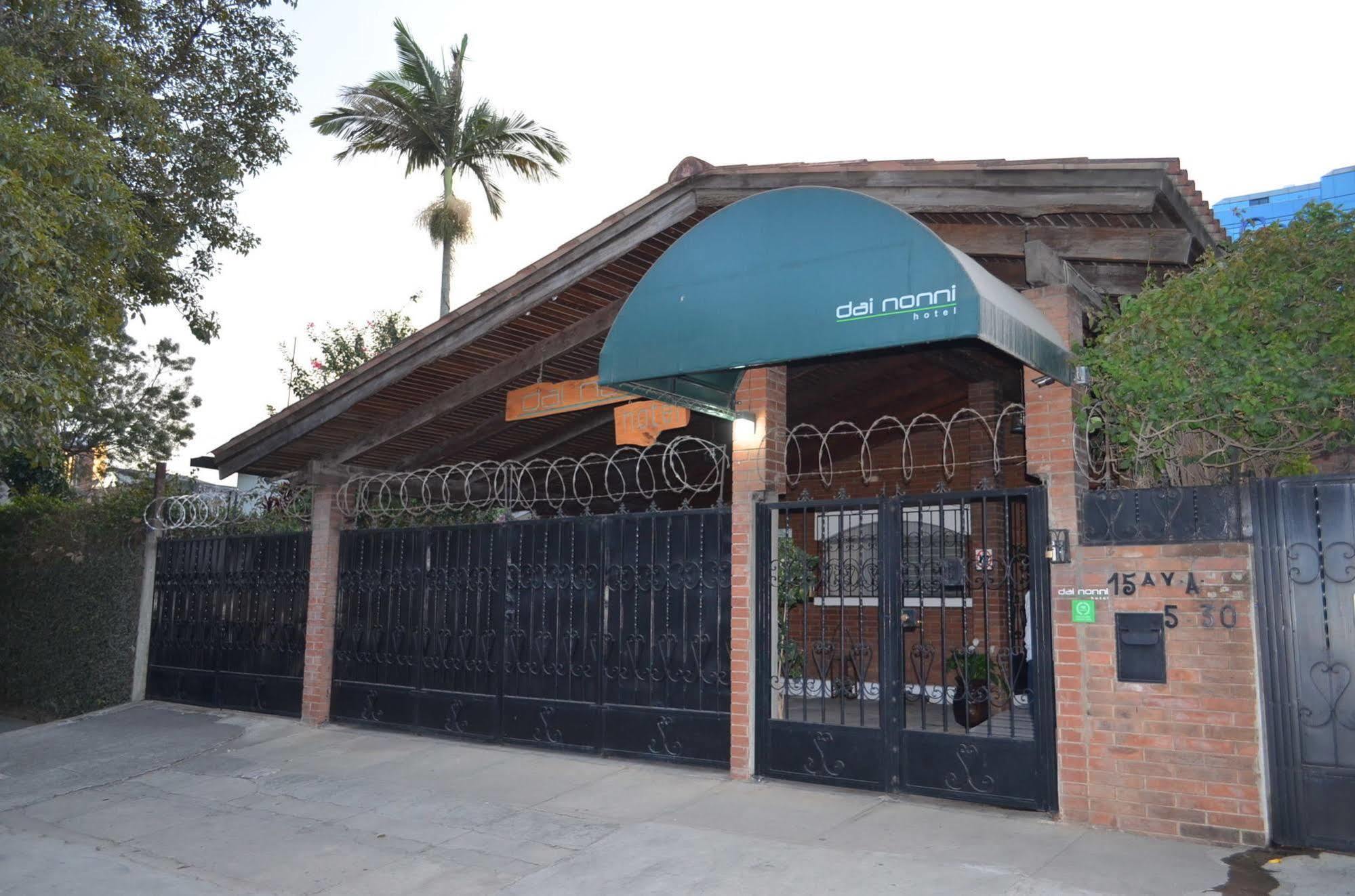 Dai Nonni Hotel Guatemala City Exteriör bild