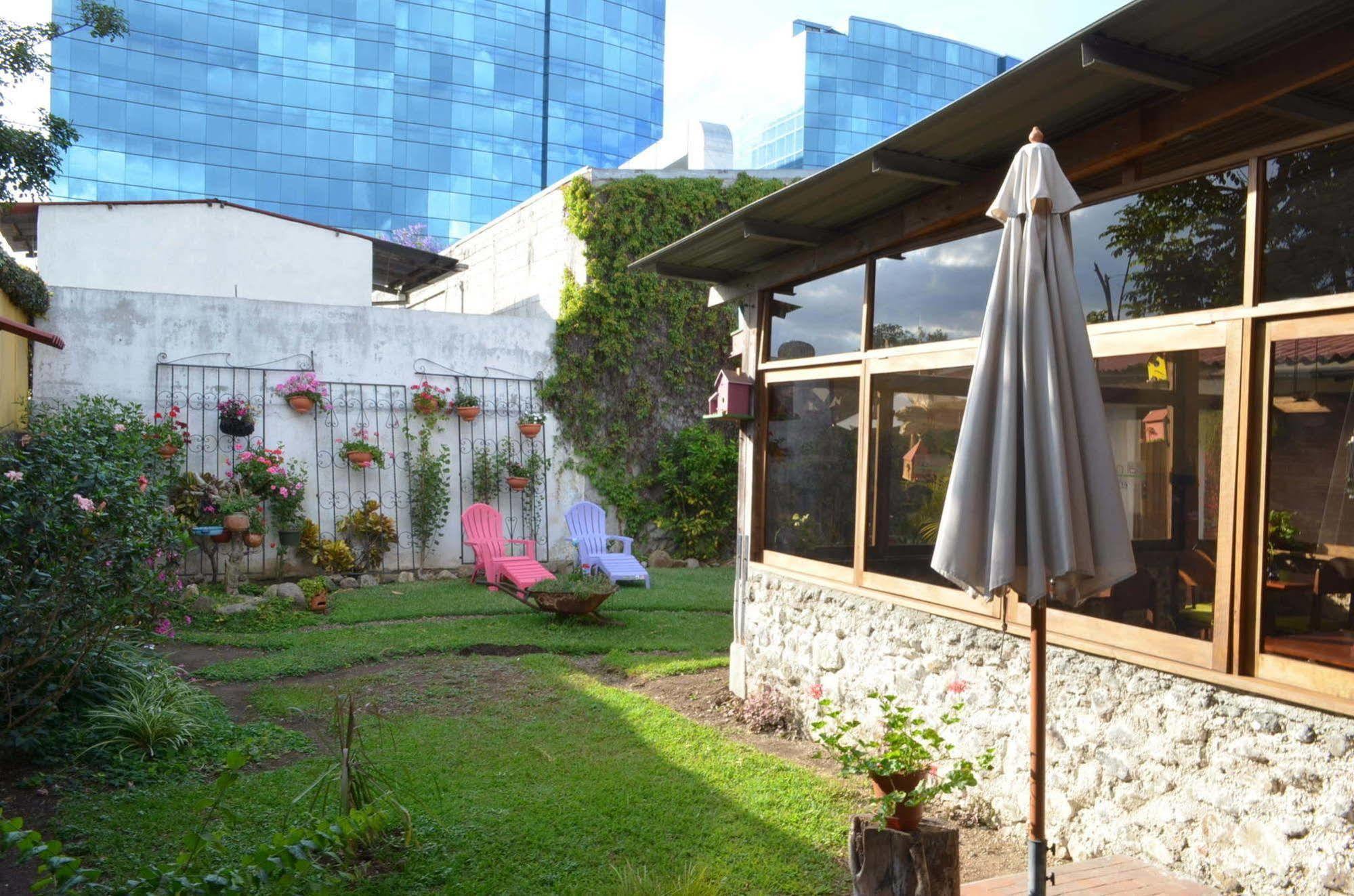 Dai Nonni Hotel Guatemala City Exteriör bild